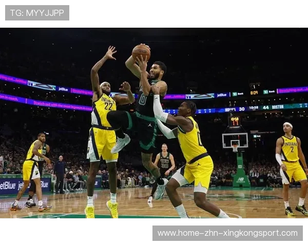 凯尔特人攻防两端兼备,联盟新霸主雏形显现 凯尔特人攻防两端兼备,联盟新霸主雏形显现