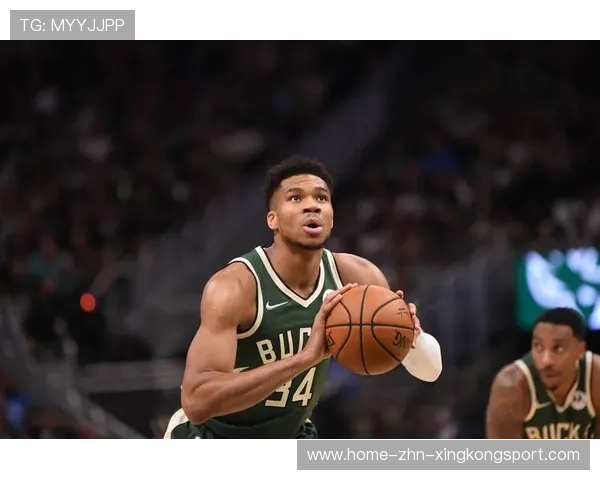 字母哥篮下起舞,雄鹿碾压对手 字母哥篮下起舞,雄鹿碾压对手